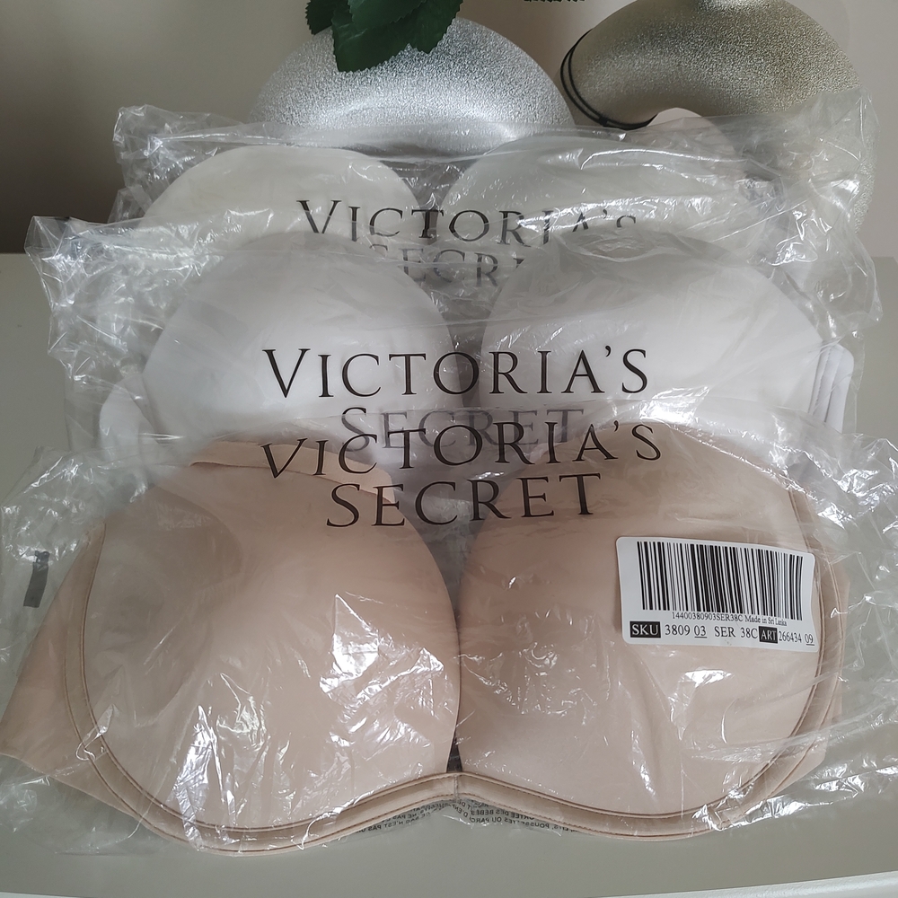 New - Victoria's Secret Push-Up Bras
